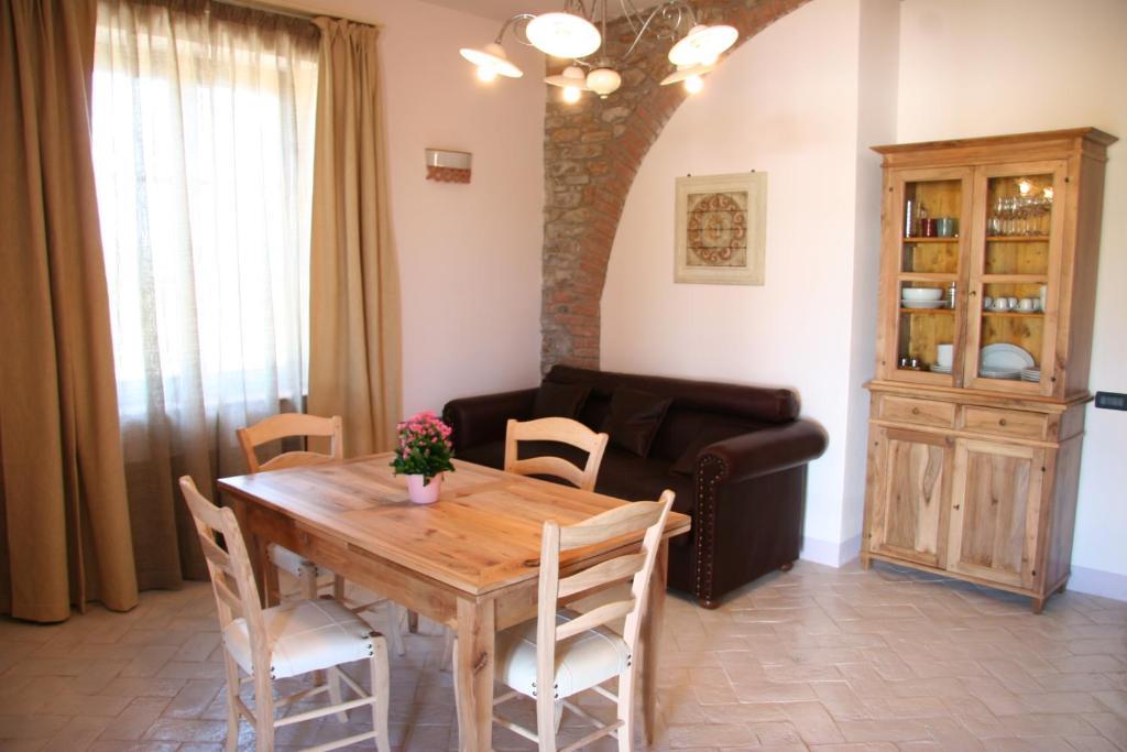 Agriturismo Gualdo Del Re Suvereto Habitación foto